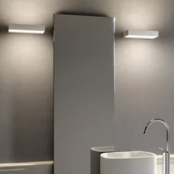 Rotaliana InOut W2 Indoor LED-væglampe 3.000 K