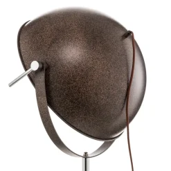 Rustfarvet trebenet gulvlampe Xirena I