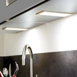 Sky LED-underskabslampe, sort, 4.000 K