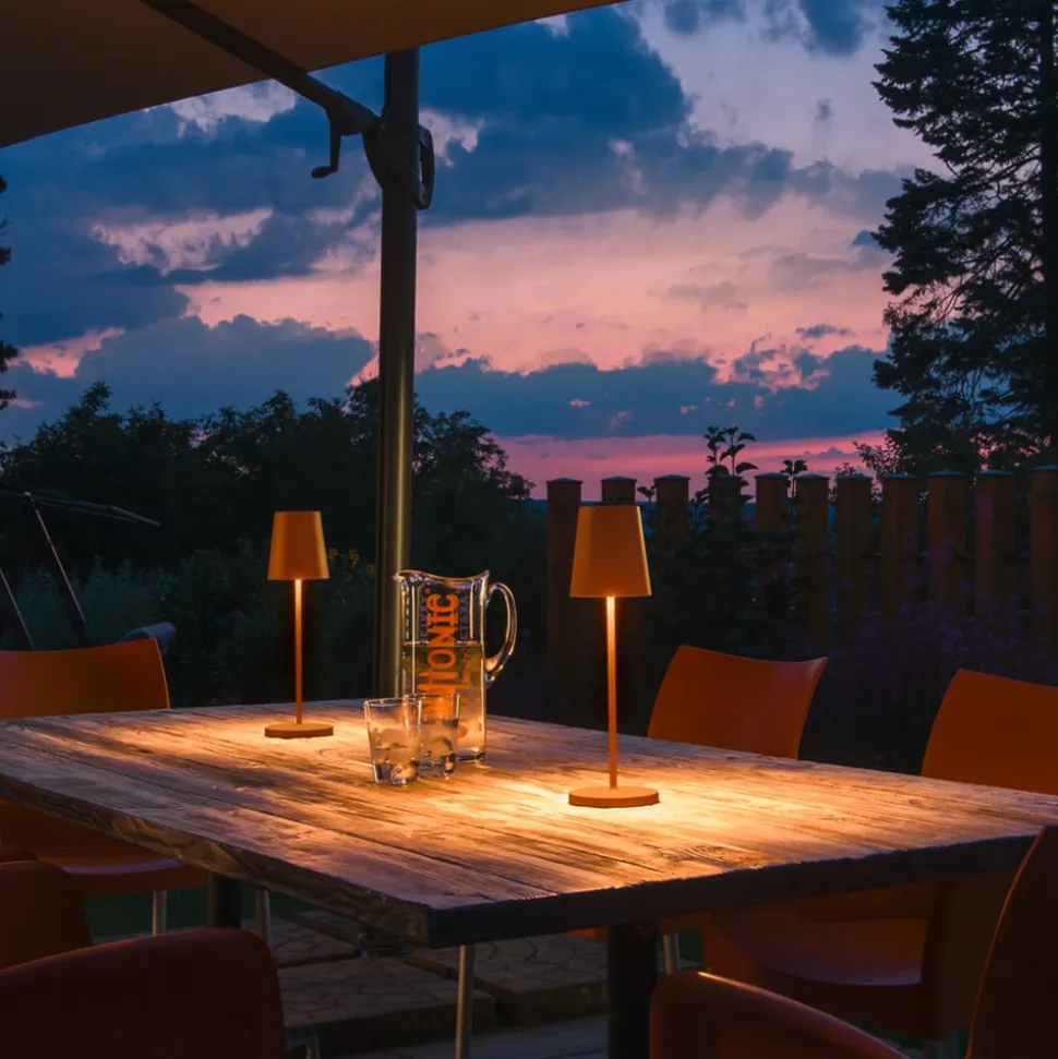 SLV genopladelig LED-lampe Vinolina Two, rustfarvet, aluminium, Ø 11 cm
