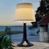Soldreven LED bordlampe Assisi Sitra, i sort
