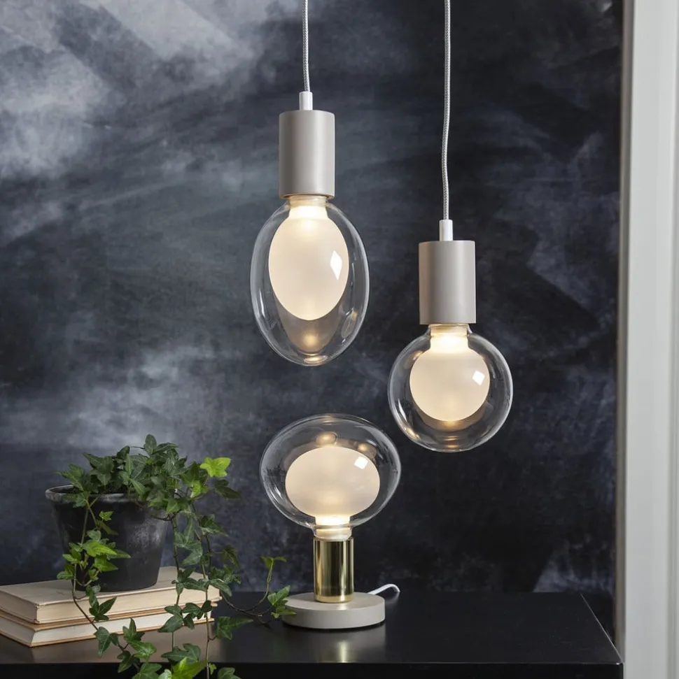 Space E27 G150 LED-pære 3,5 W, opal, 3-trins dæmp.