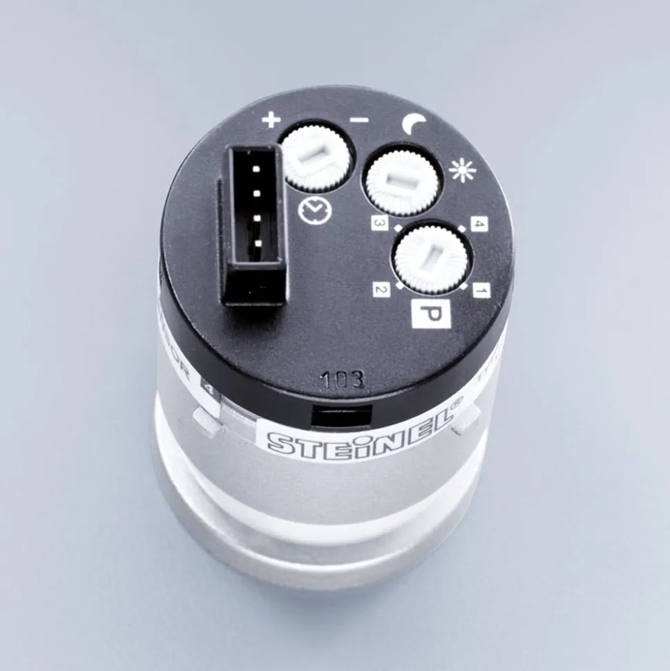STEINEL L 690 S V2 væglampe sensor husnummer