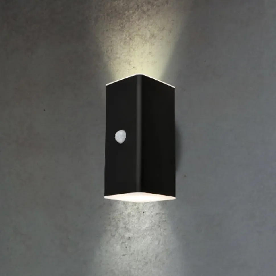 Udendørs LED-væglampe, sort, sensor, op/ned
