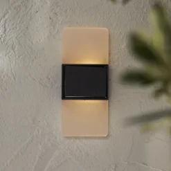Udendørs LED-væglampe Wally, 14x6 cm hvid frostet CCT
