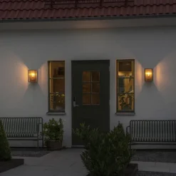 Udendørs væglampe Carpi, messing, bredde 18 cm