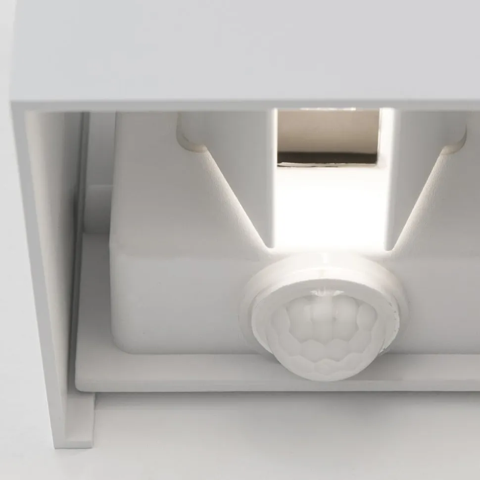 Udendørs væglampe Cube-S, hvid, metal, bevægelsessensor