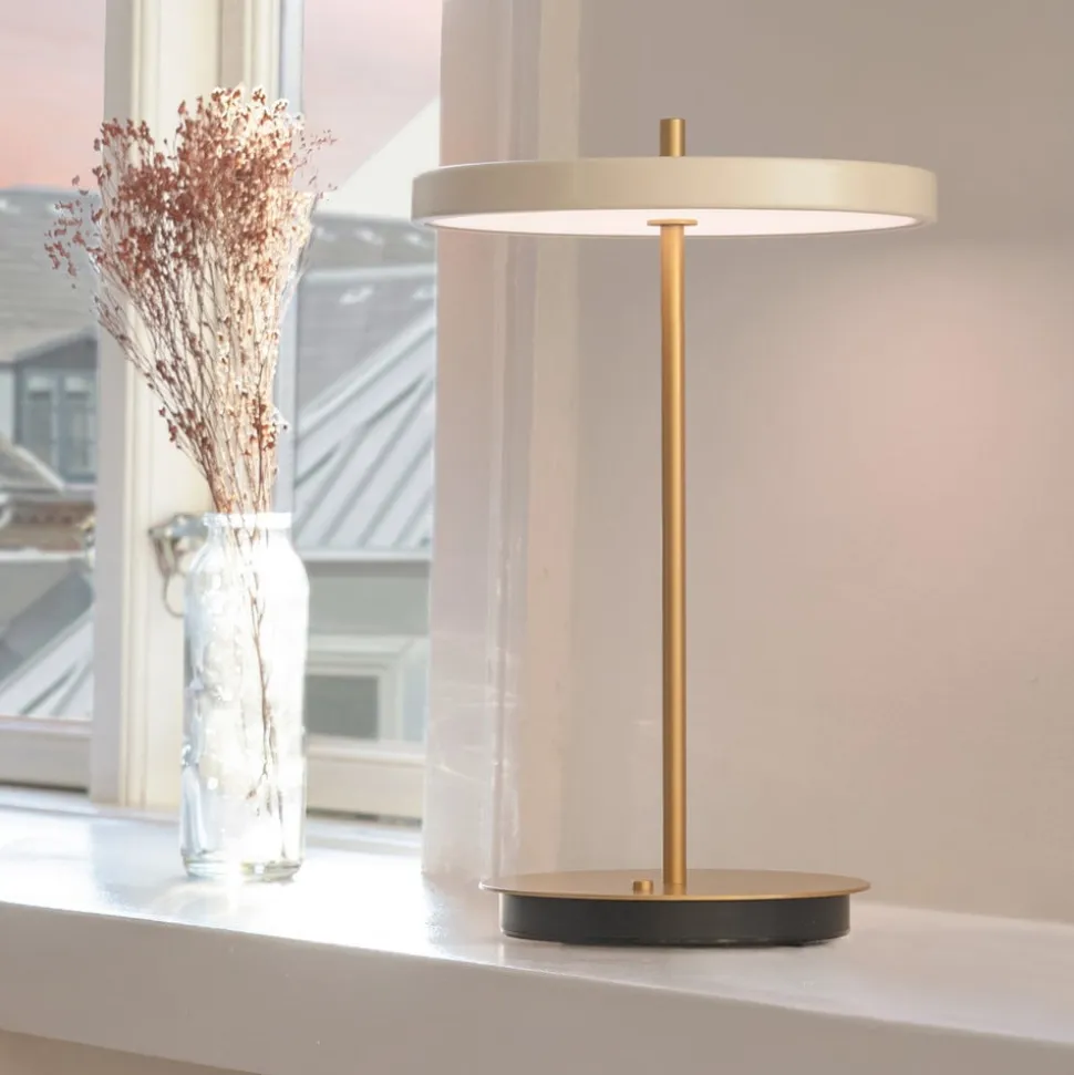 UMAGE LED-bordlampe Asteria Move perlehvid/messing 31cm