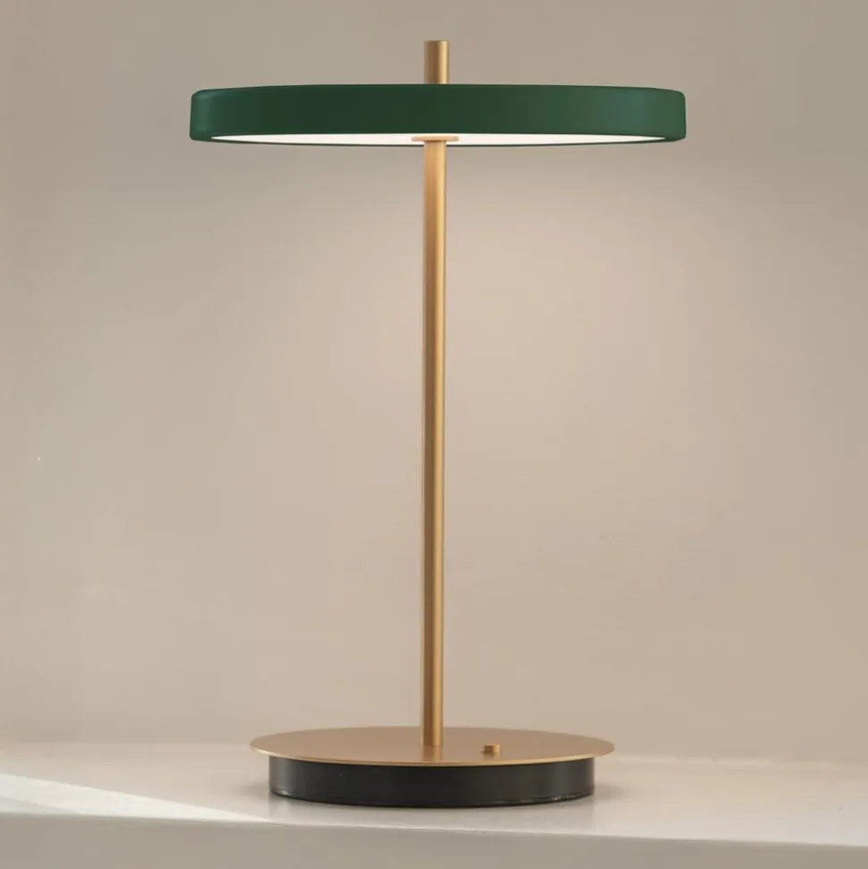 UMAGE LED-bordlampe Asteria Move skovgrøn/messing 31cm