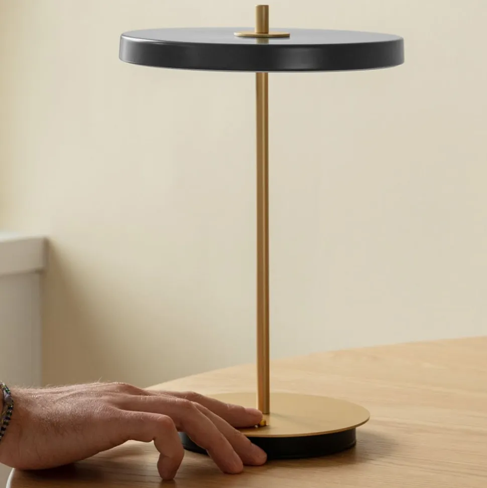 UMAGE LED-bordlampe med batteri Asteria Move antracit/messing 31 cm