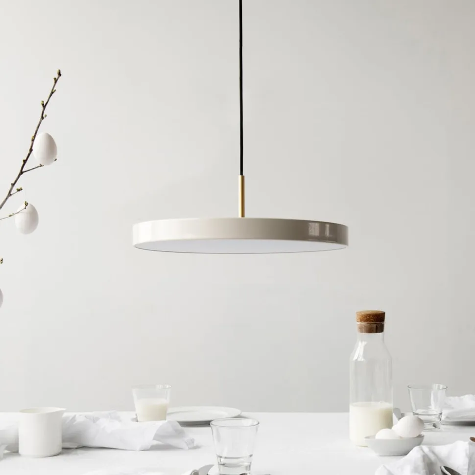 UMAGE LED-hængelampe Asteria Medium perlemor/messing Ø 43 cm
