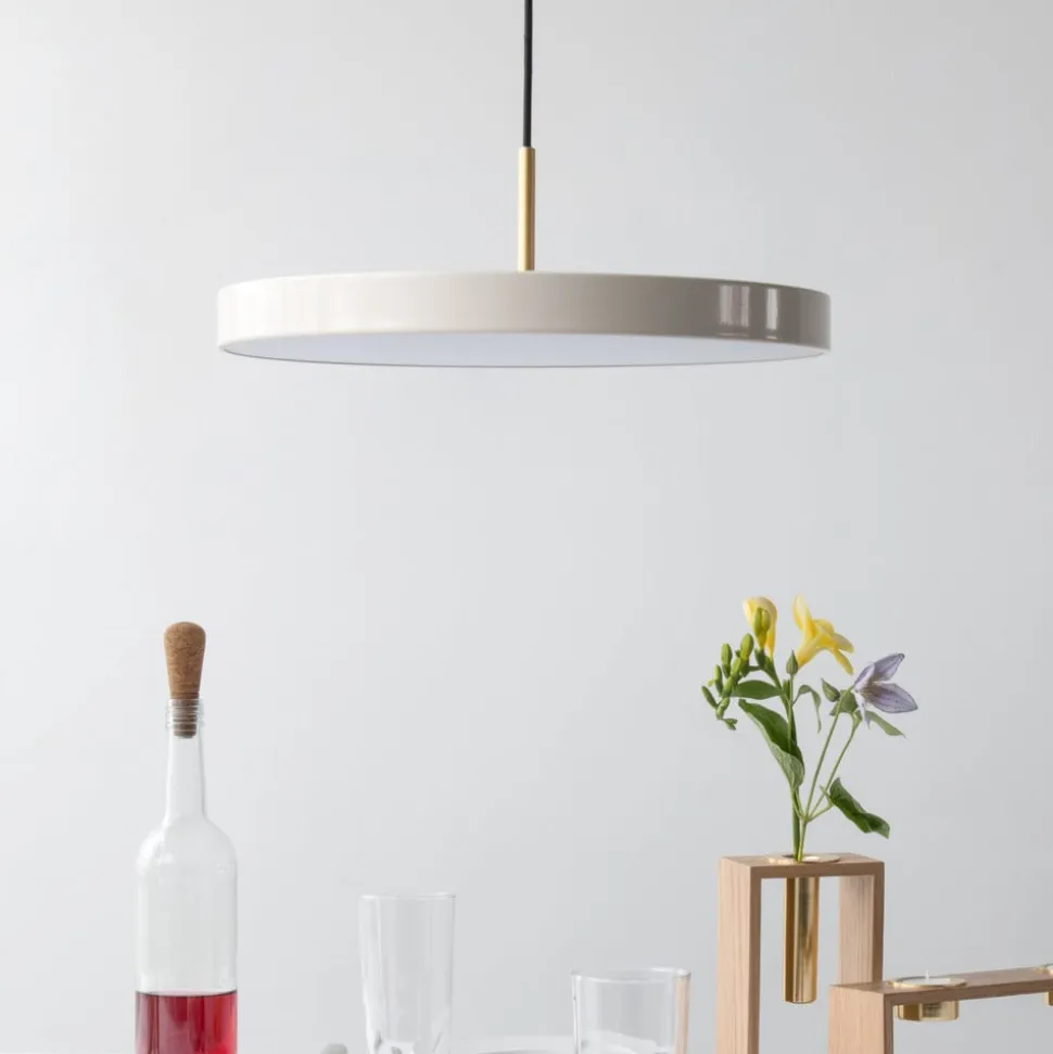 UMAGE LED-hængelampe Asteria Medium perlemor/messing Ø 43 cm