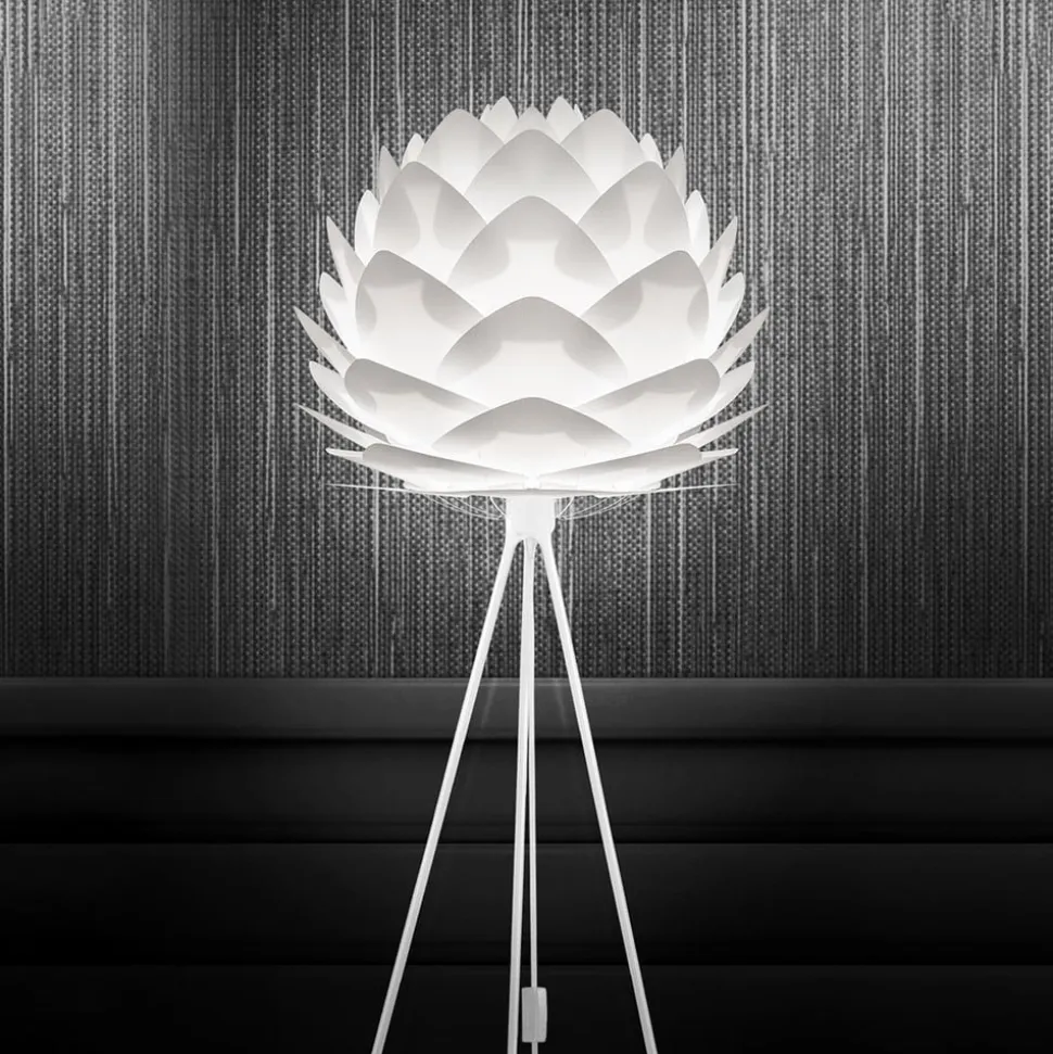 UMAGE Silvia medium gulvlampe, tre ben, hvid