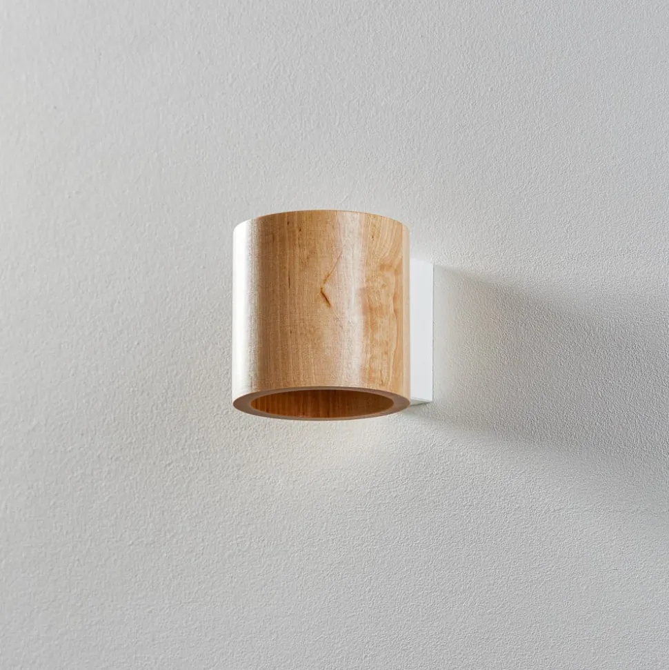 Væglampe Ara som cylinder i træ