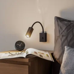 Væglampe Raisio, fleksibel arm, sort