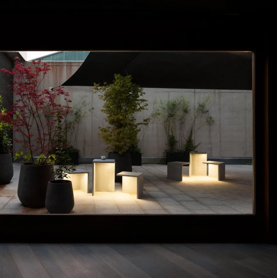 Vibia Empty 4136 udendørslampe i beton, 55 cm