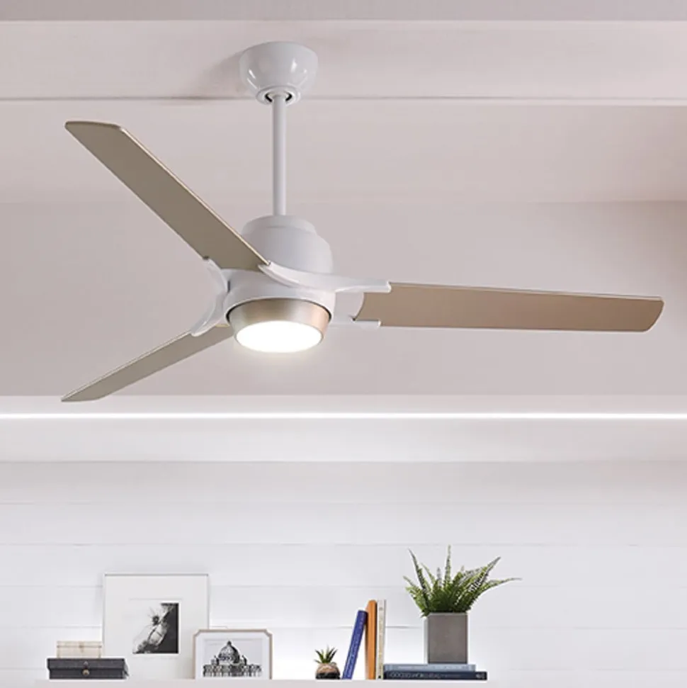 Zeus LED-loftventilator, med tre vinger, hvid-sølv
